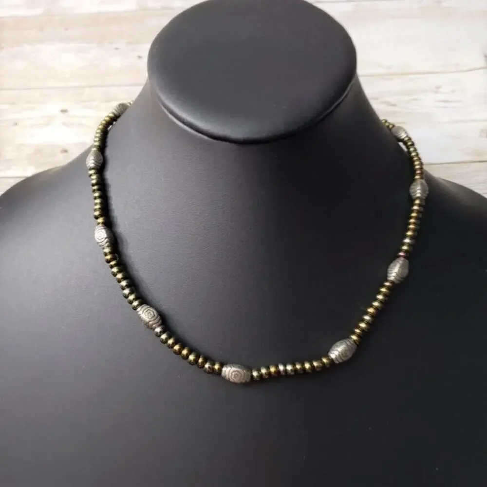 Vintage Necklace Metallic Tones Wire Necklace